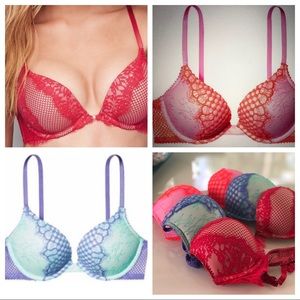 Victoria Secret Bombshell add 2-cups 2 bras